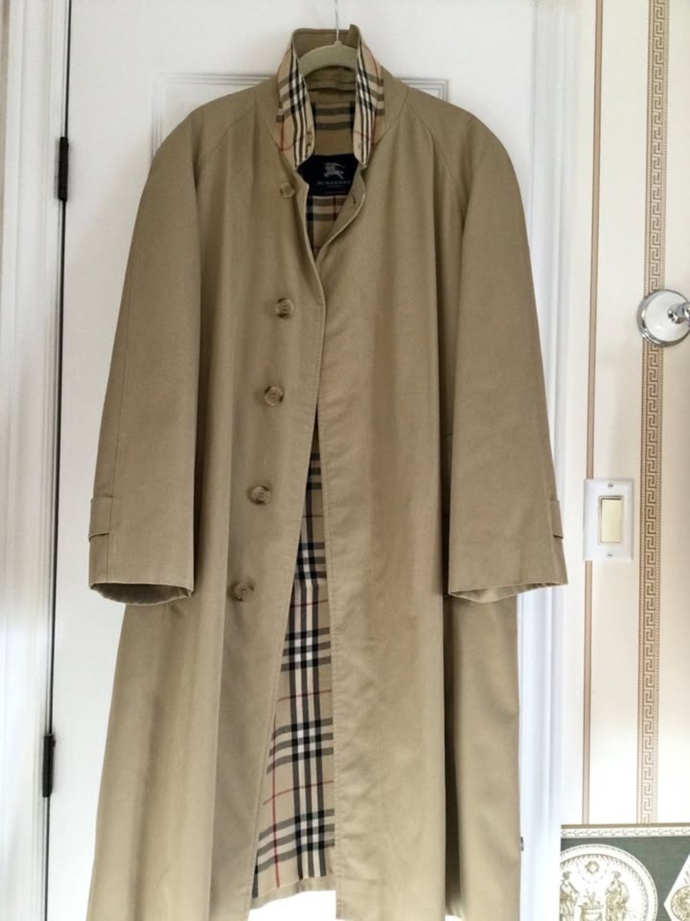 Burberry Beige Trench Coat with Signature Check Lining